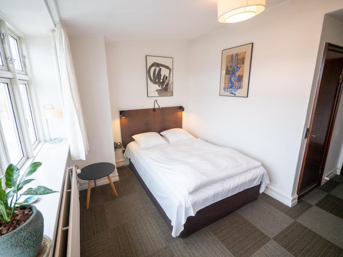 אבנרה Hotel Europa מראה חיצוני תמונה